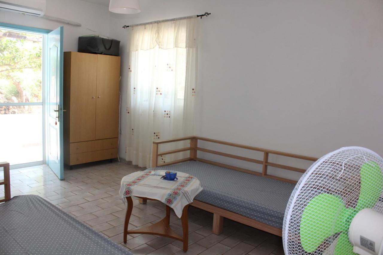 Aaron Apartments Ferma Extérieur photo