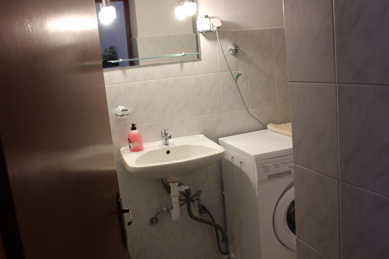 Aaron Apartments Ferma Extérieur photo